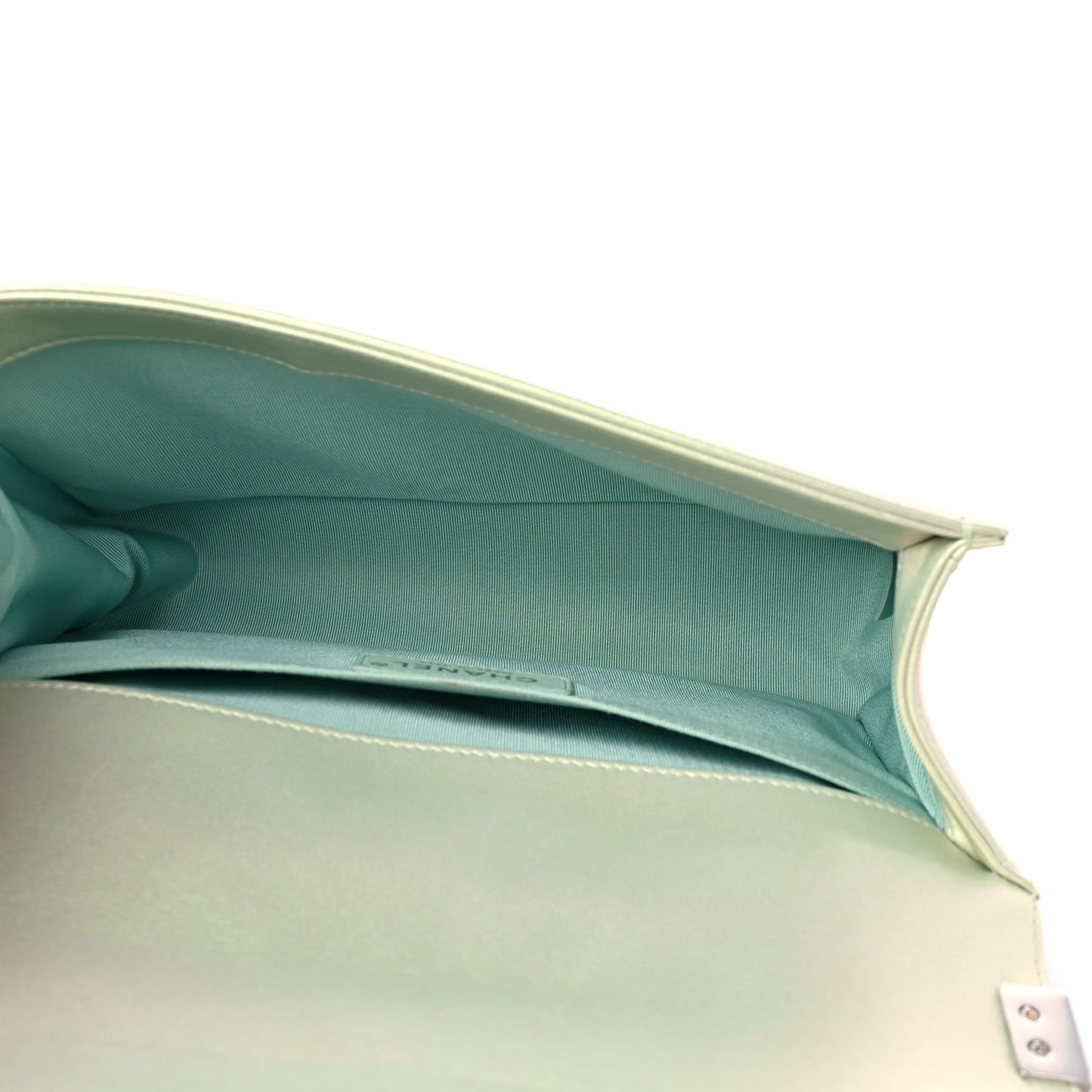 Iridescent Lambskin Chevron Quilted Medium Boy Flap Green