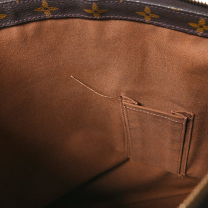Louis Vuitton Monogram Cabas Mezzo 11 of 14