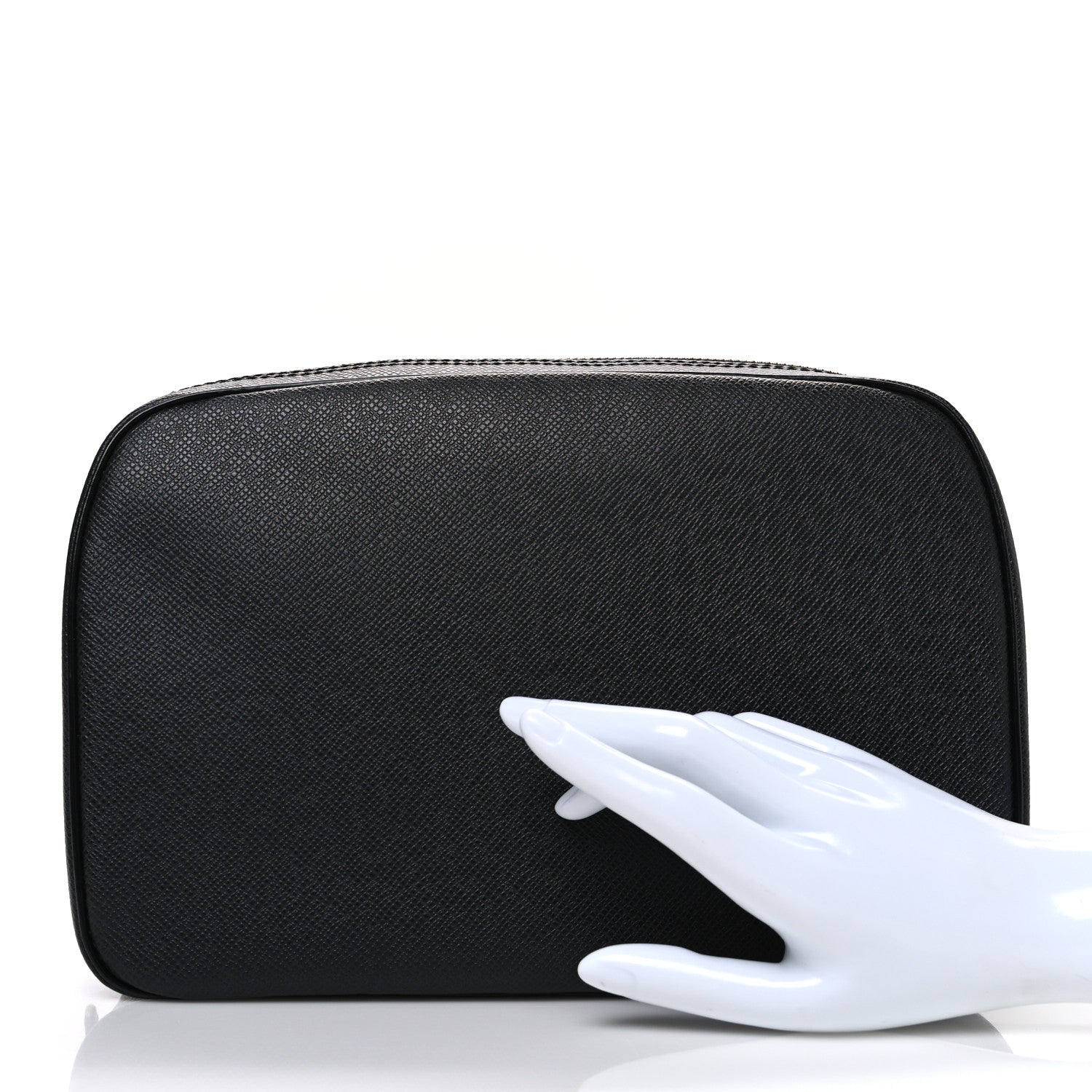 Louis Vuitton Taiga Trousse Toilette GM Ardoise 2 of 7