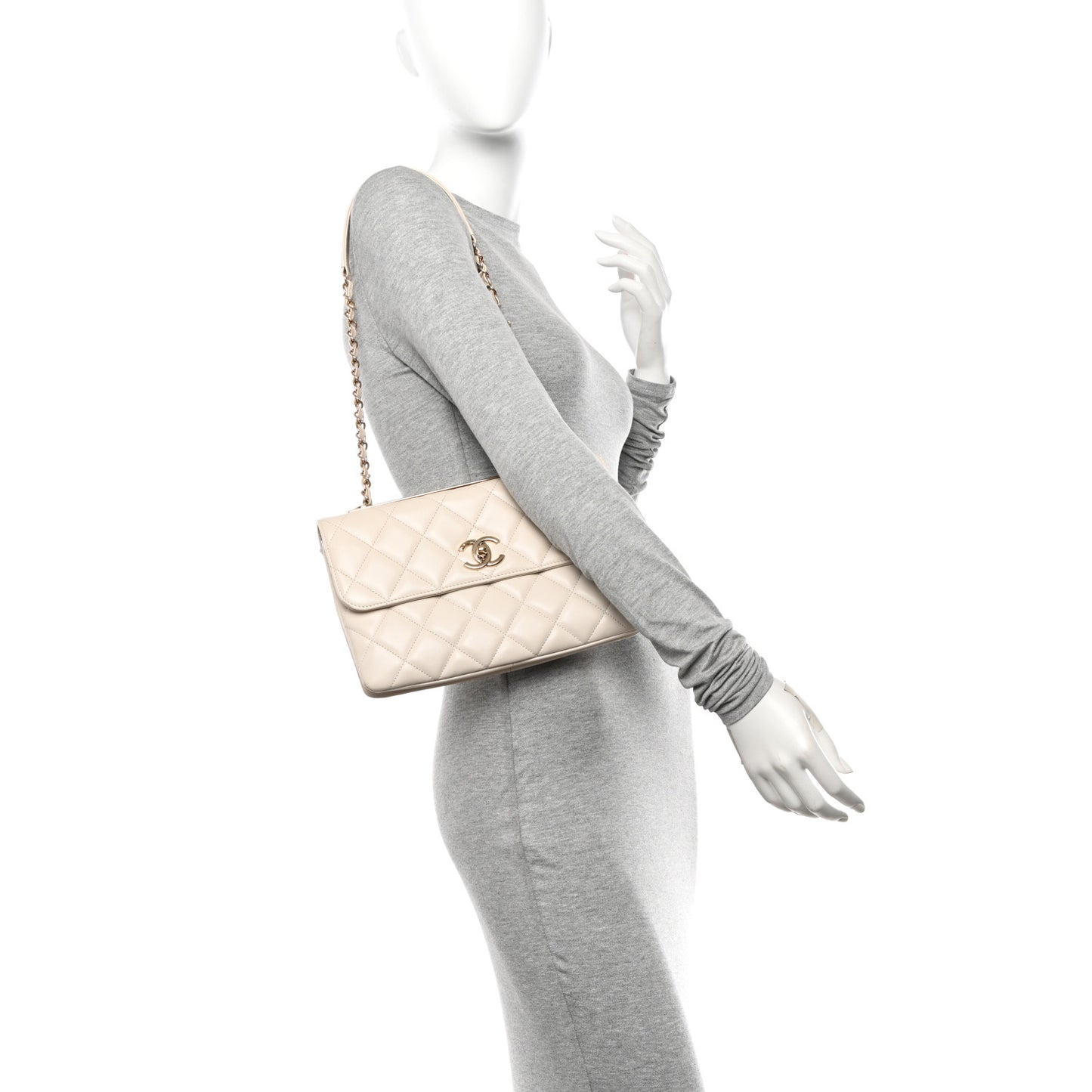 Lambskin Quilted Medium Trendy CC Flap White