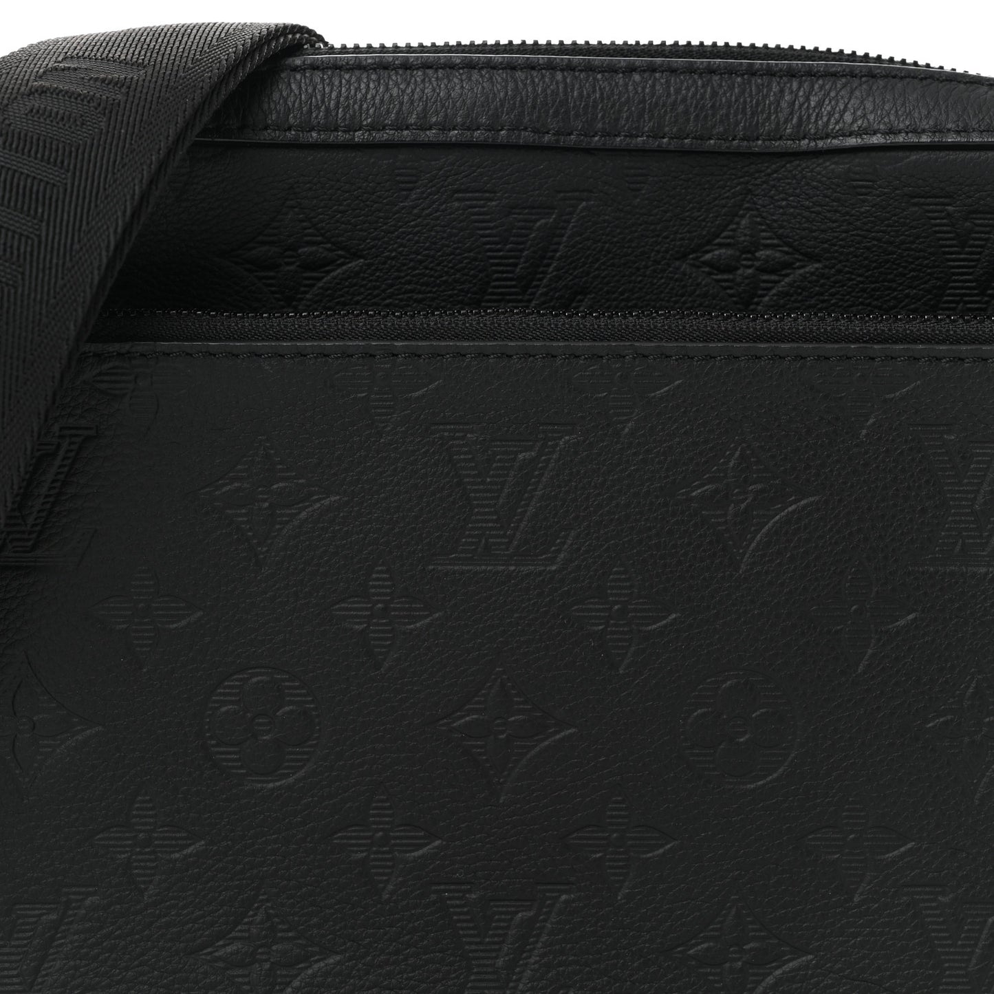 Calfskin Monogram Shadow Trio Messenger Black