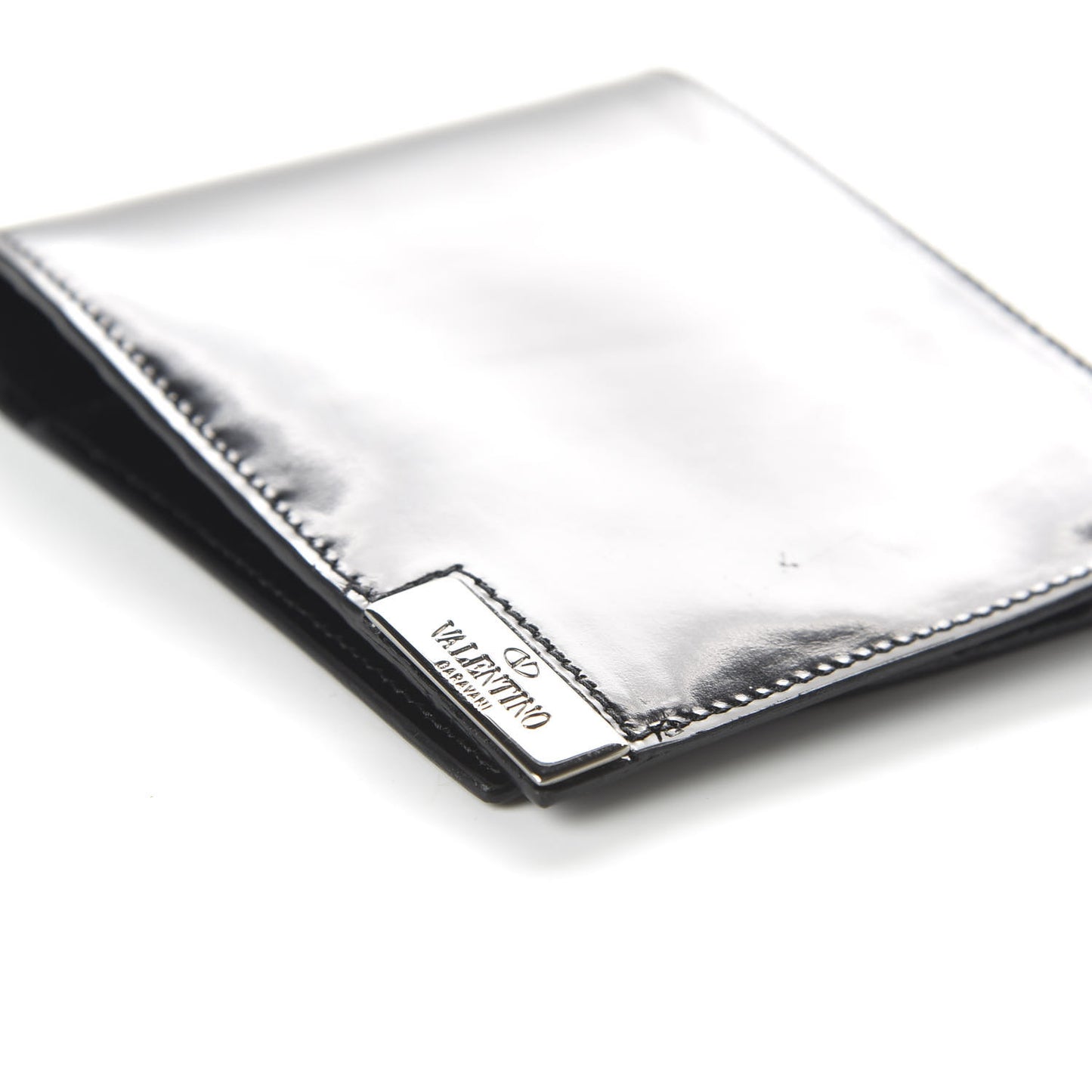 Smooth Calfskin Bi-Fold Wallet Black