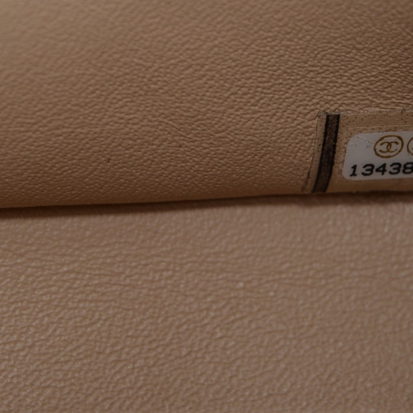 Caviar Quilted Jumbo Single Flap Beige Clair