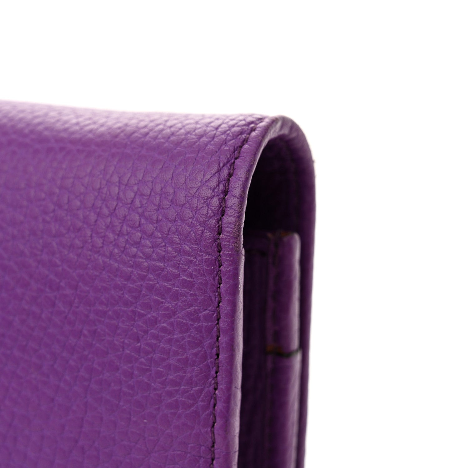 Gucci Pebbled Calfskin Soho Wallet On Chain Shine Purple 11 of 13