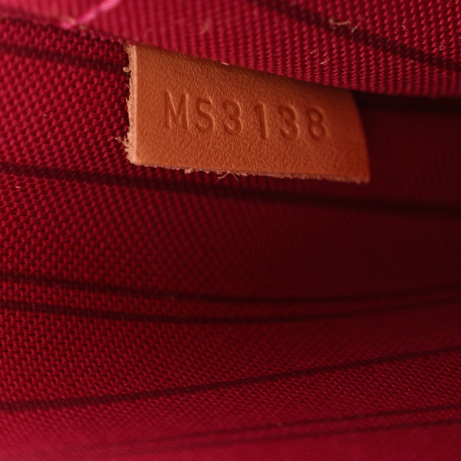 Louis Vuitton Monogram World Tour Neverfull MM GM Pochette 7 of 8