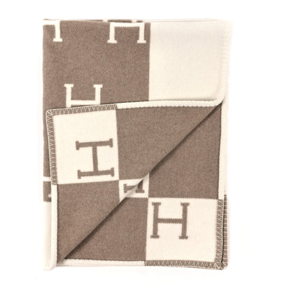 Hermes Wool Cashmere Avalon Baby Blanket Noisette Moyen White 2 of 5