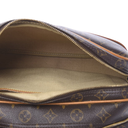Louis Vuitton Monogram Reporter PM 5 of 12