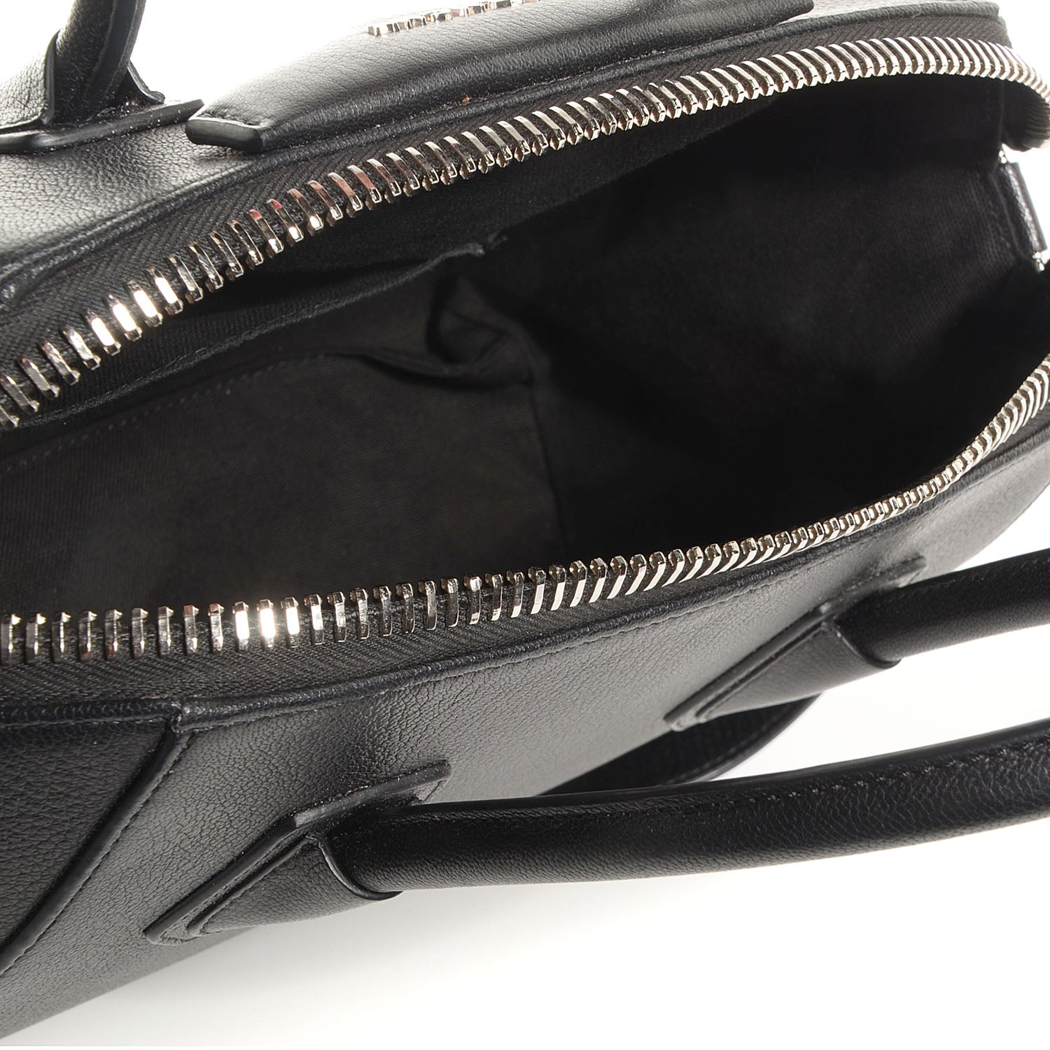 Givenchy Sugar Goatskin Small Antigona Black 5 of 9