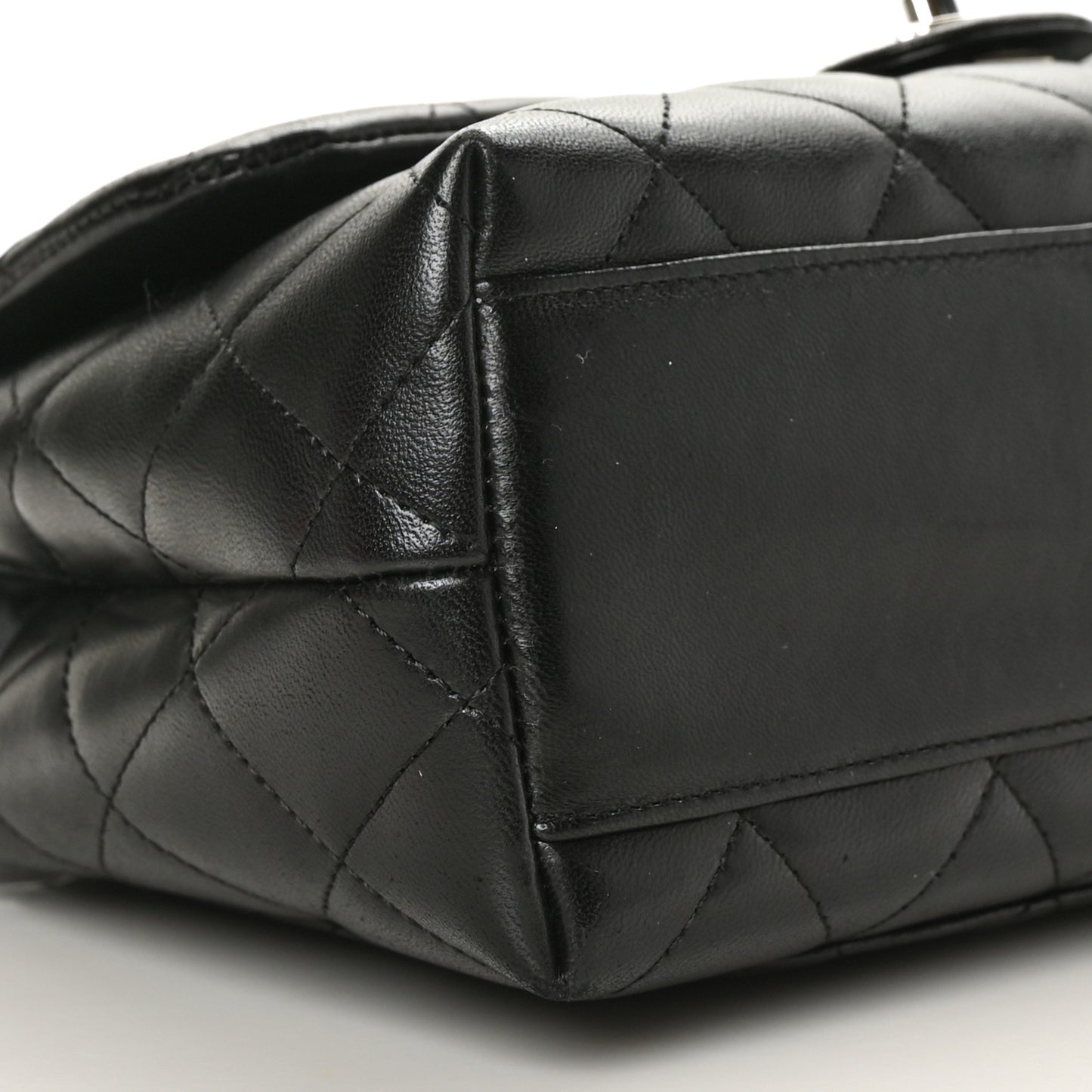 Lambskin Quilted Medium Kelly Flap Black
