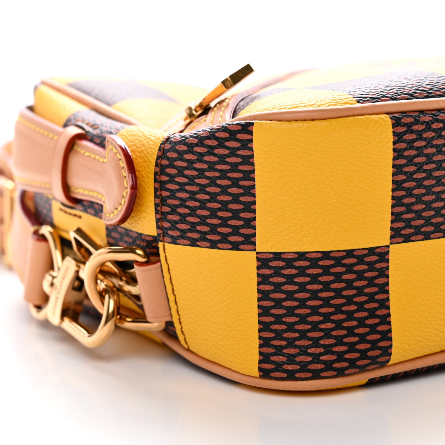 Louis Vuitton Damier Pop Chess Messenger Jaune Mat 8 of 9