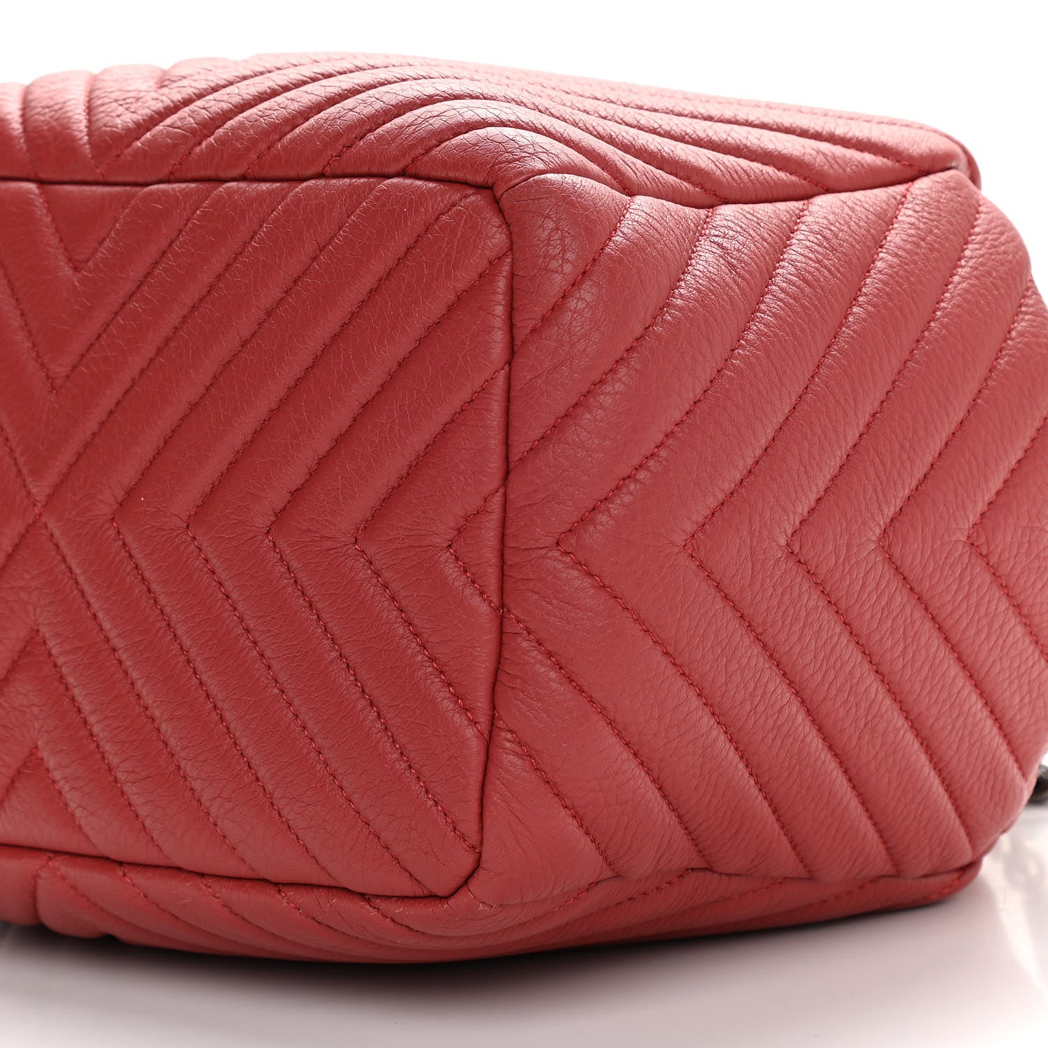 Chanel Deerskin Chevron Quilted Medium CC Chain Bucket Drawstring Bag Red 10 of 10