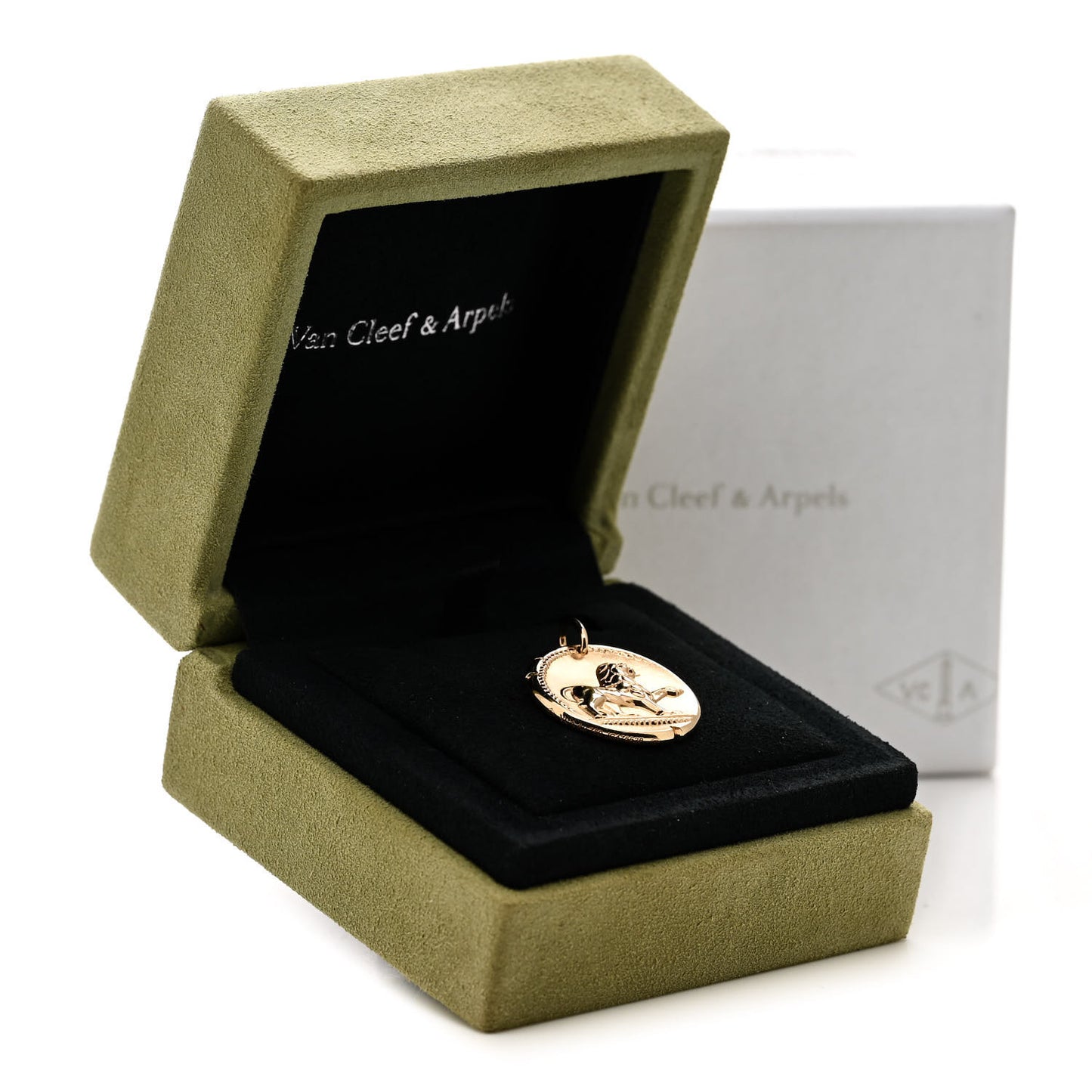 18K Yellow Gold Zodiac Leo Pendant