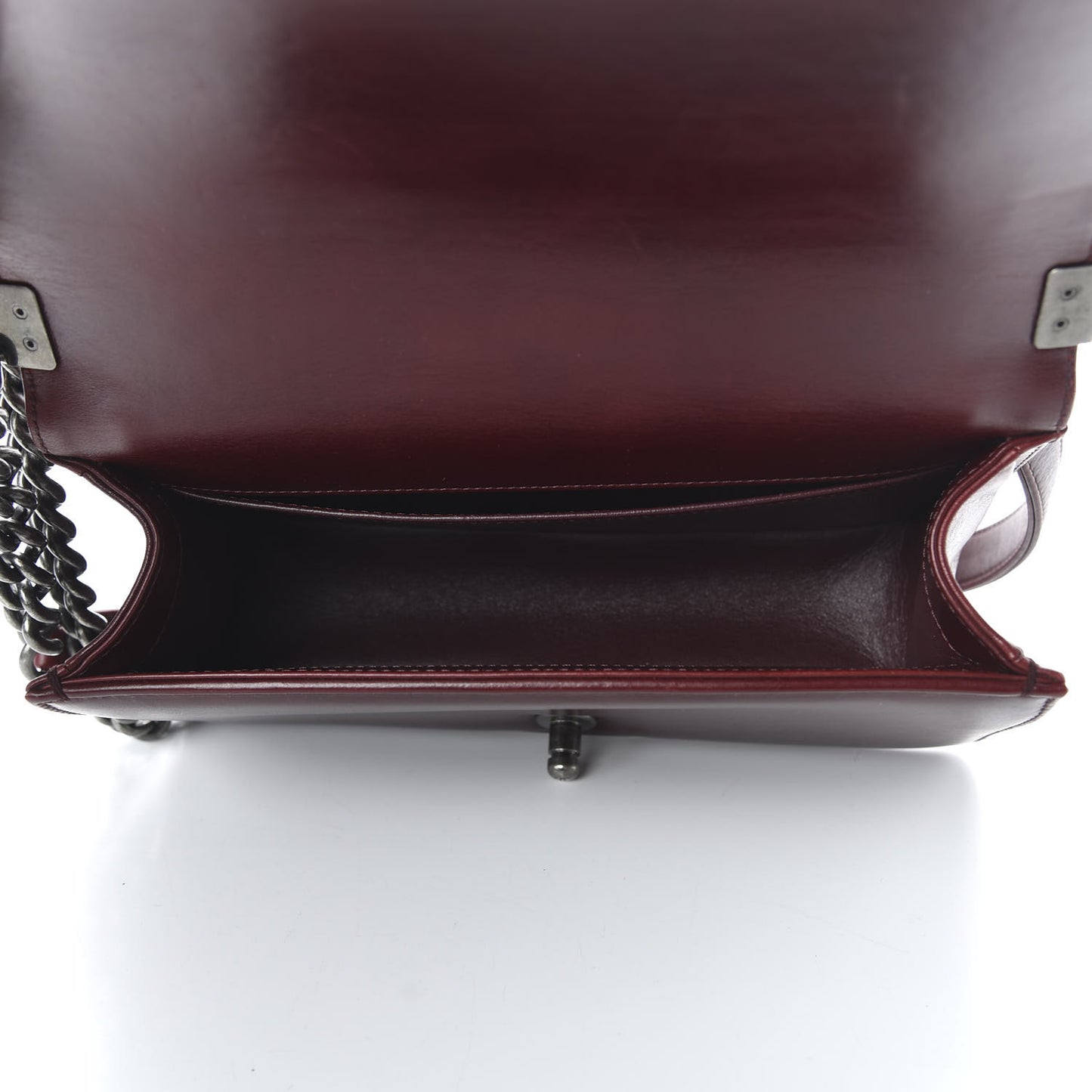 Calfskin Embossed Medium Paris Salzburg Boy Flap Red