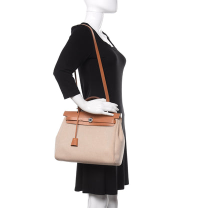 Hermes Vache Hunter Criss Viking Herbag Zip Retourne 31 PM Ecru Beige Naturel 2 of 16