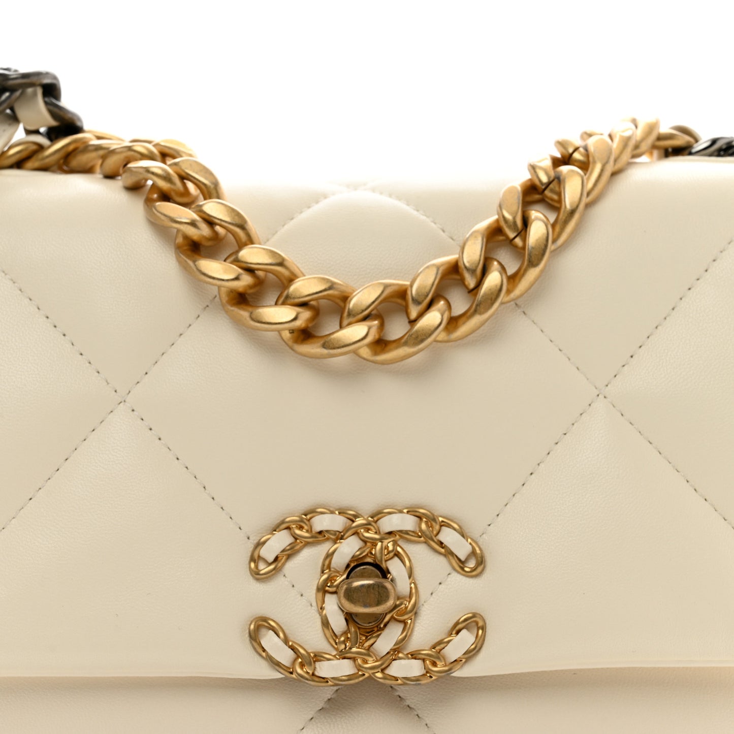 Goatskin Quilted Medium Chanel 19 Flap White