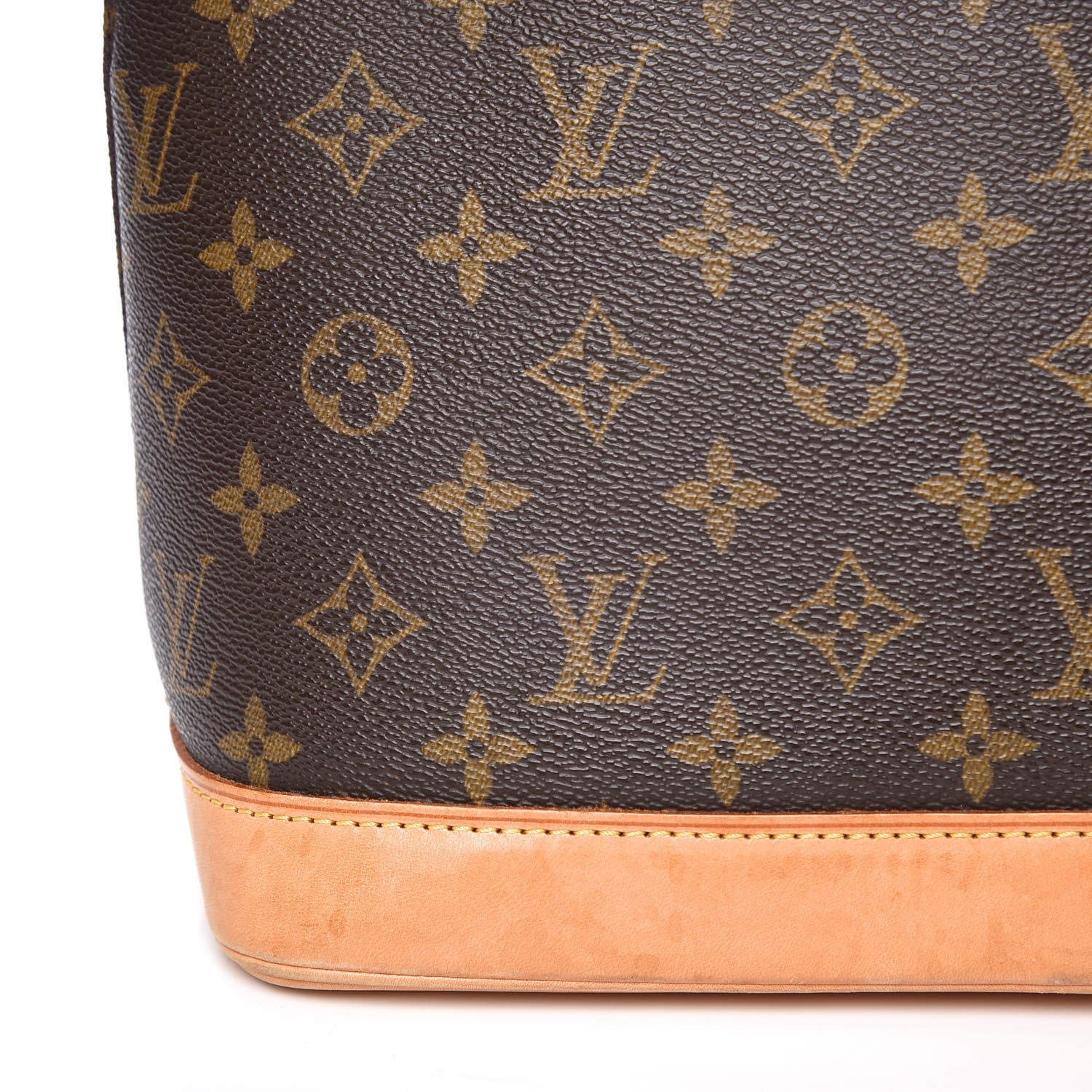 Louis Vuitton Monogram Alma PM 13 of 17