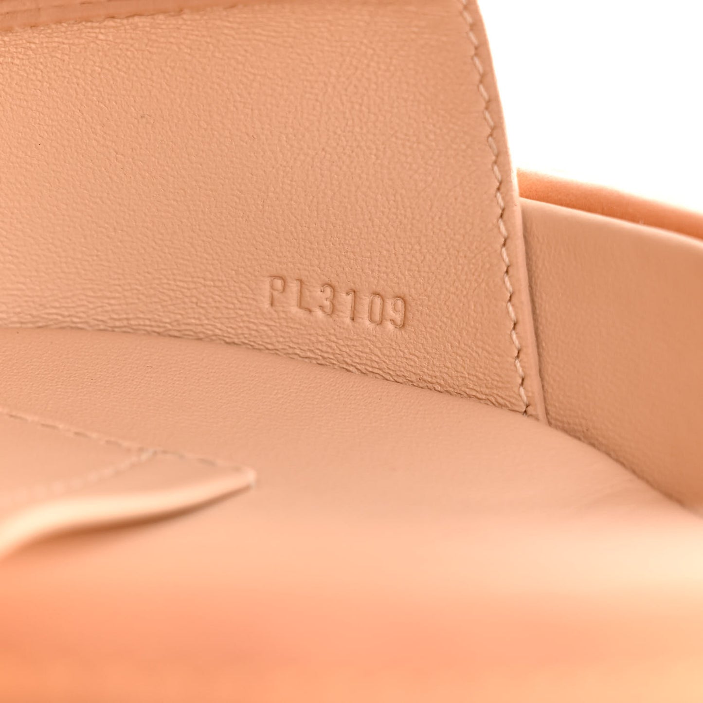 Monogram Petite Boite Chapeau