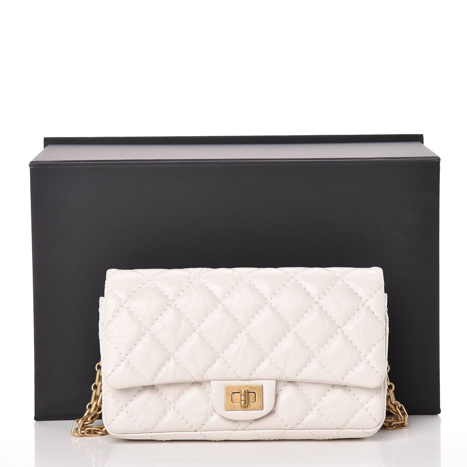 Chanel Aged Calfskin Quilted 2.55 Reissue Chain Waist Bag White 10 of 10