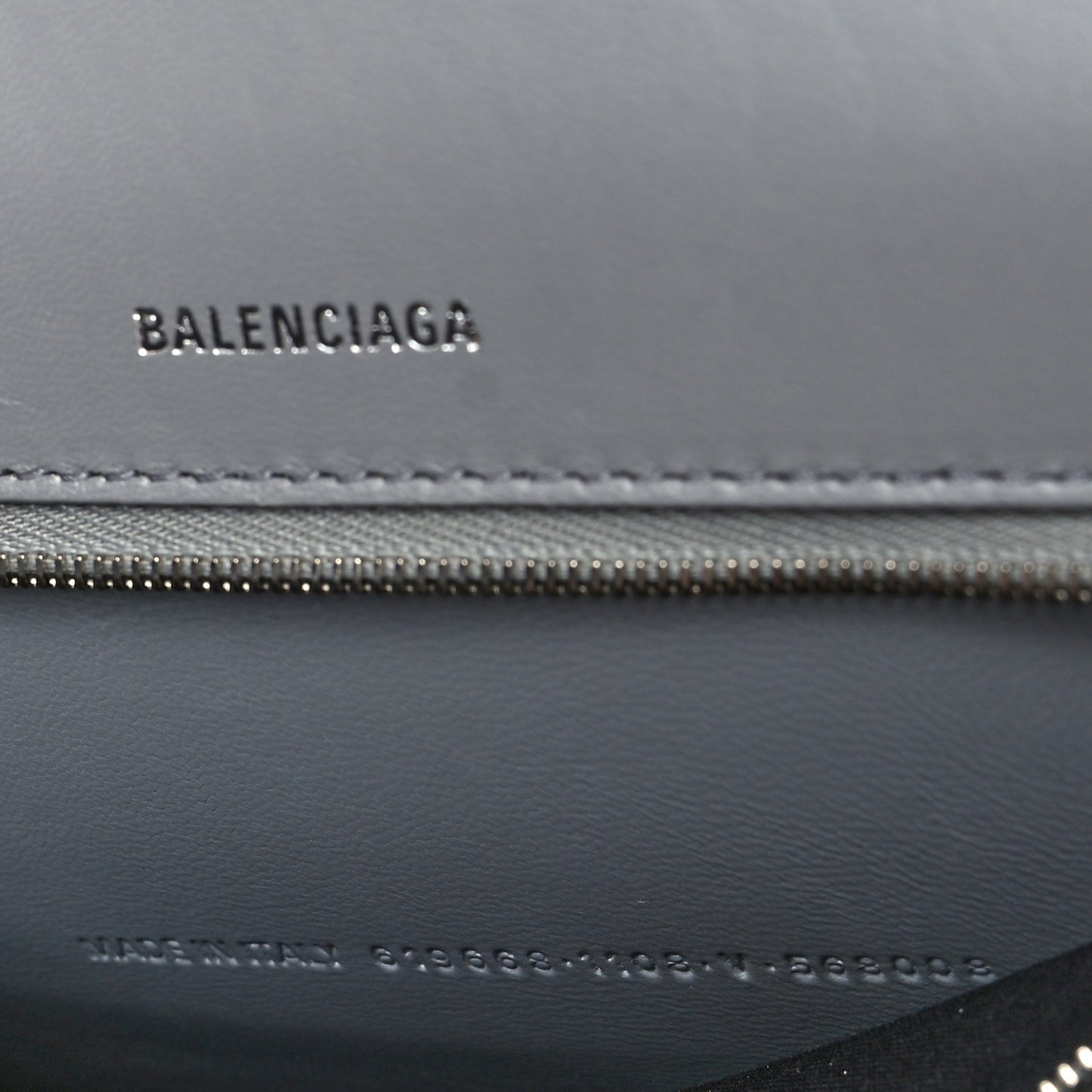 Shiny Calfskin Crocodile Embossed Medium Hourglass Top Handle Bag Balenciaga Grey