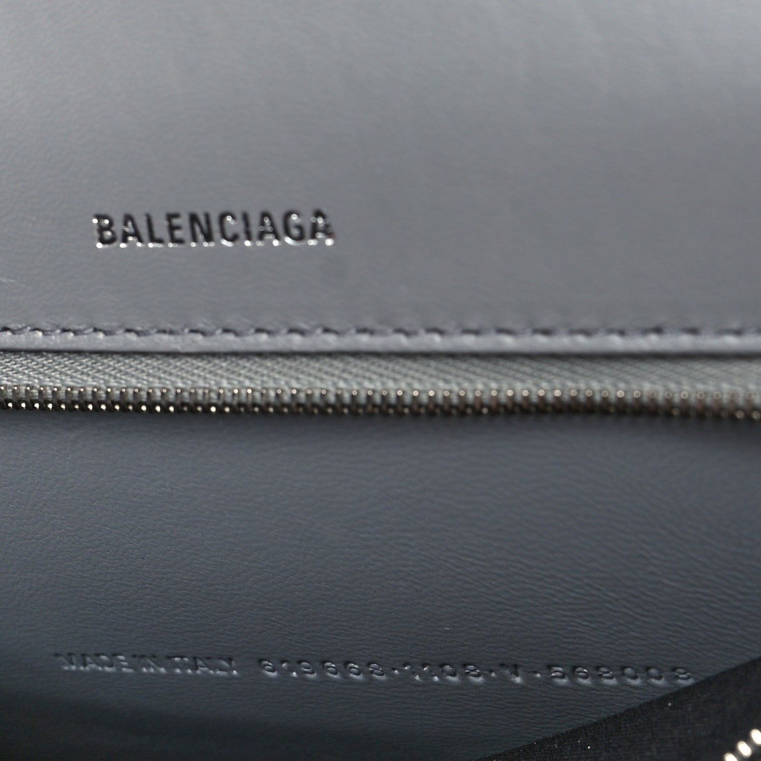Balenciaga Shiny Calfskin Crocodile Embossed Medium Hourglass Top Handle Bag Balenciaga Grey 11 of 12