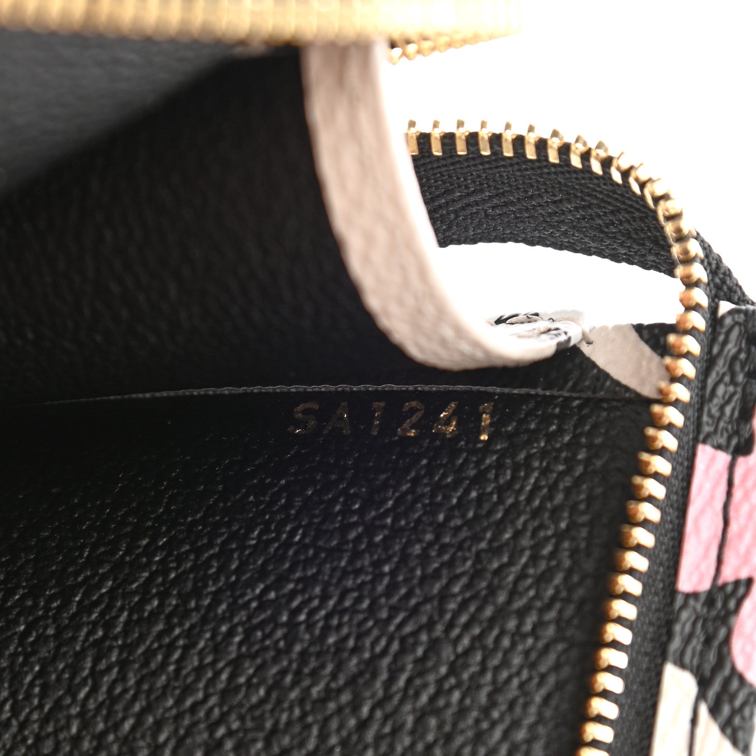 Louis Vuitton Monogram Giant Wild At Heart Toiletry Pouch 26 Black 7 of 7