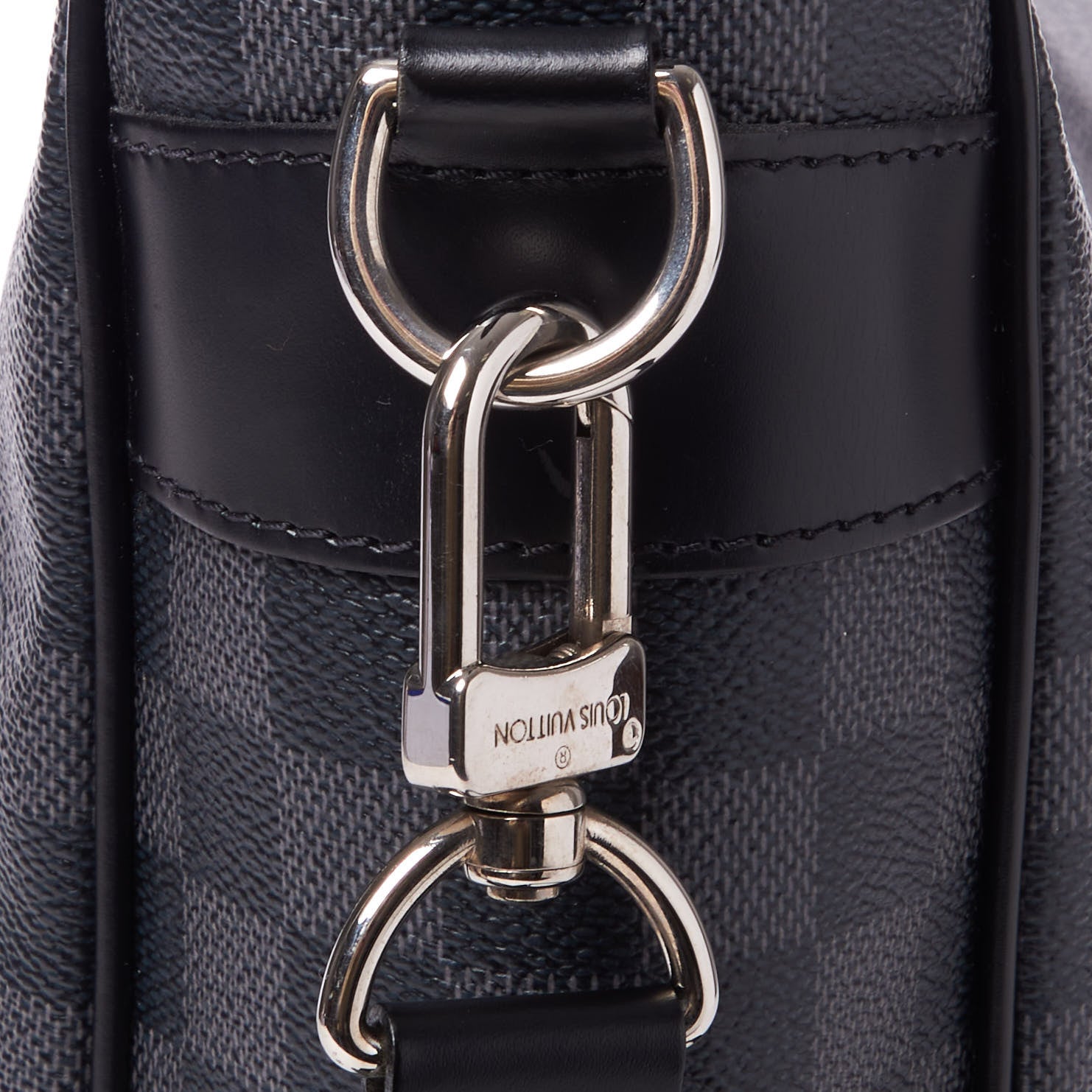 Louis Vuitton Damier Graphite Tadao 7 of 9