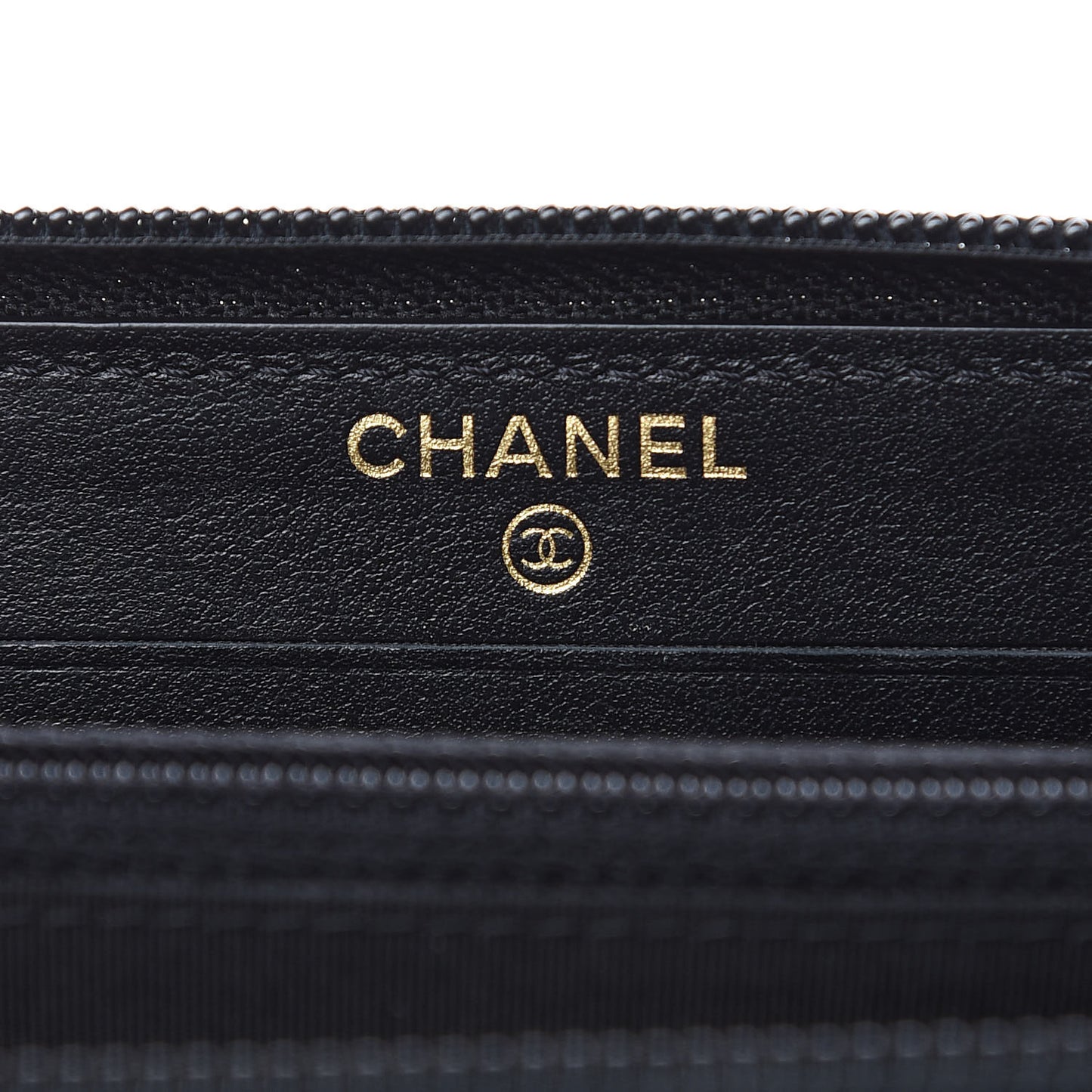 Caviar Quilted Small Boy Zip Around Wallet Black