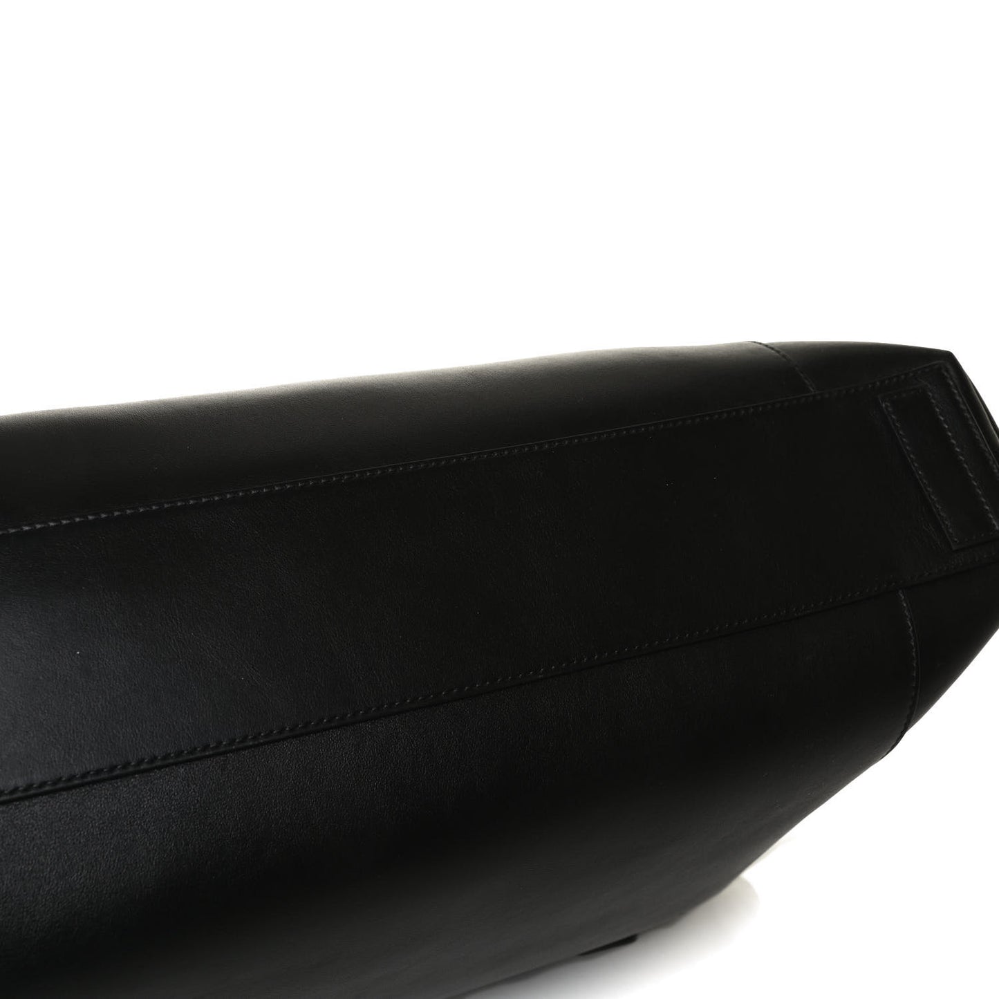 Smooth Calfskin Soft Antigona Black