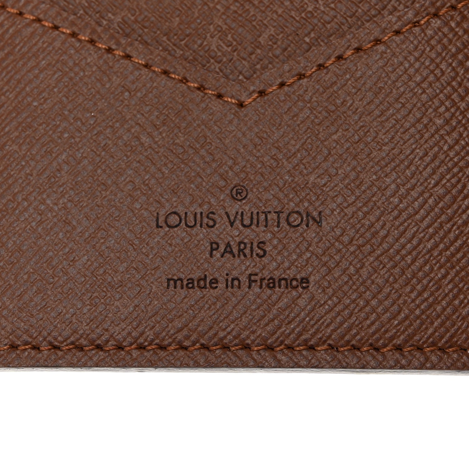 Louis Vuitton Monogram Passport Cover 6 of 6