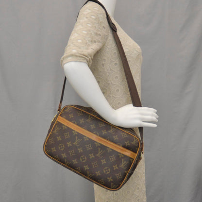 Louis Vuitton Monogram Reporter PM 2 of 6