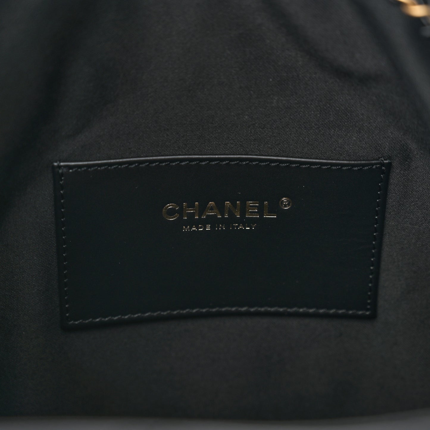 Caviar Quilted Medium Chanel 25 Handbag Black