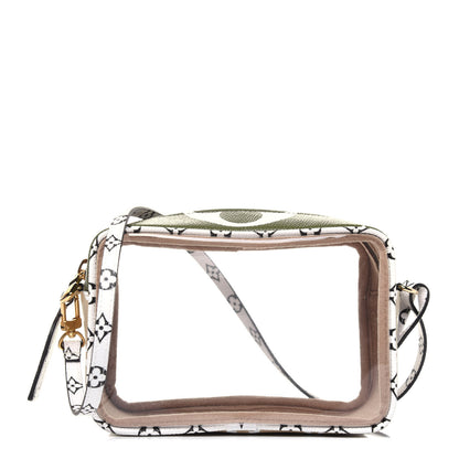 Louis Vuitton Monogram Giant Beach Pouch Kaki 1 of 14