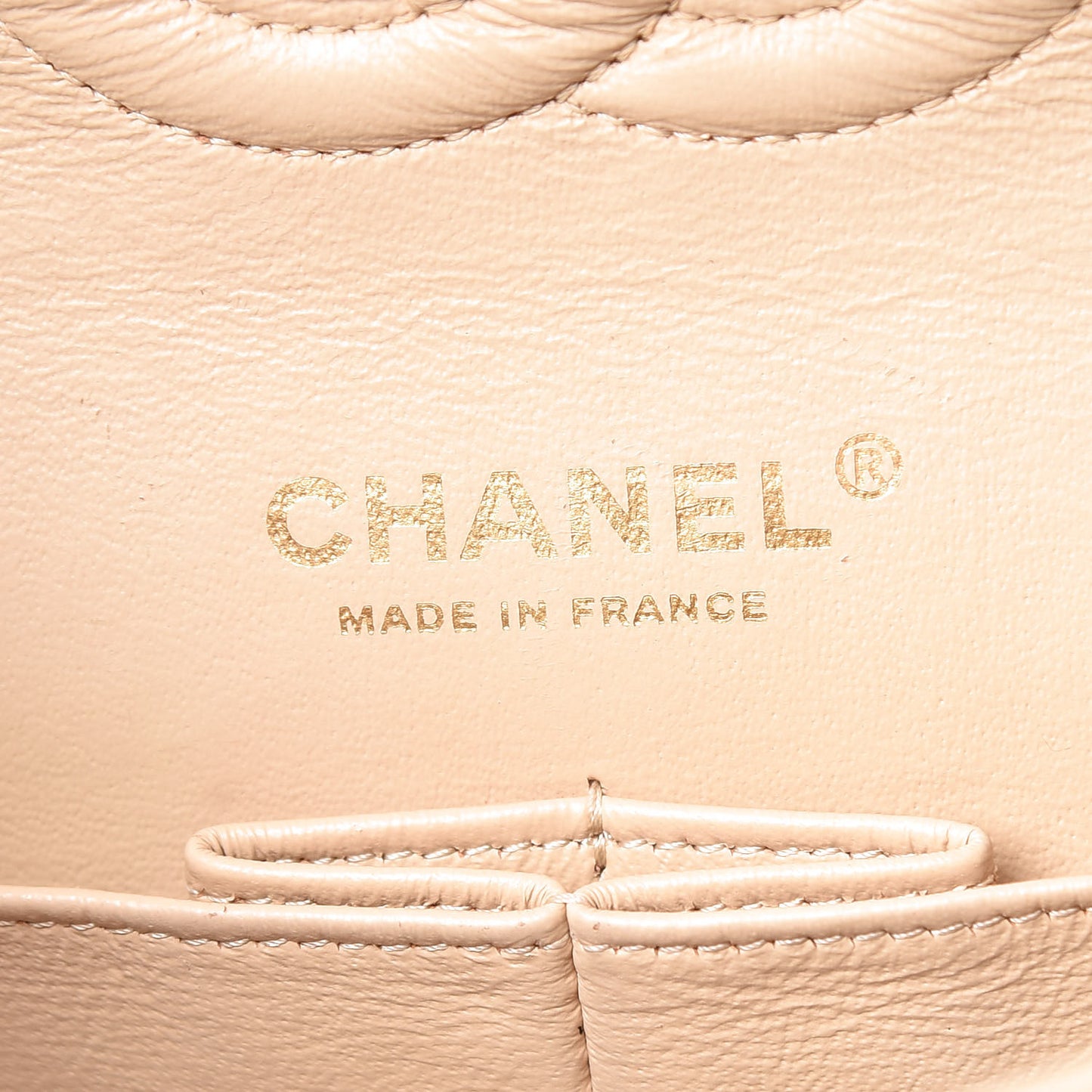 Caviar Quilted Medium Double Flap Beige Clair