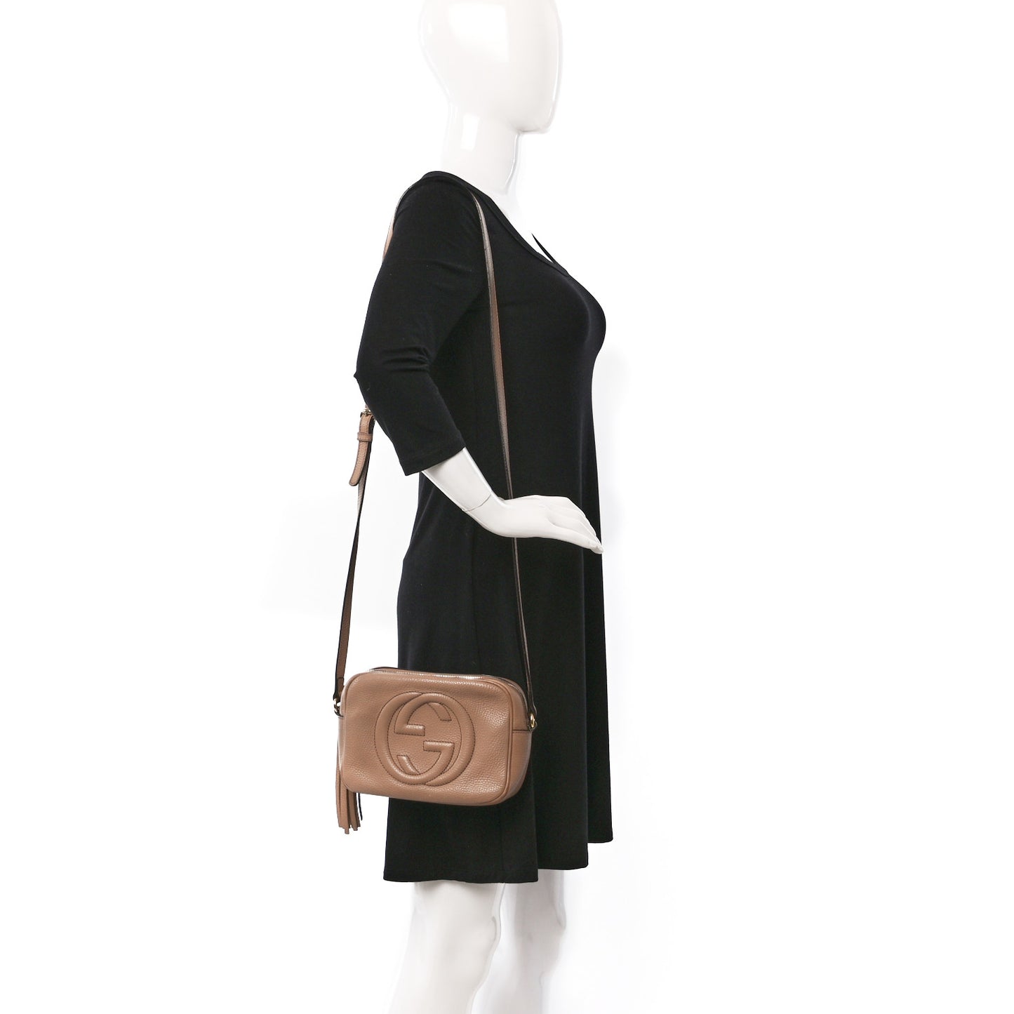 Pebbled Calfskin Small Soho Disco Bag Camelia