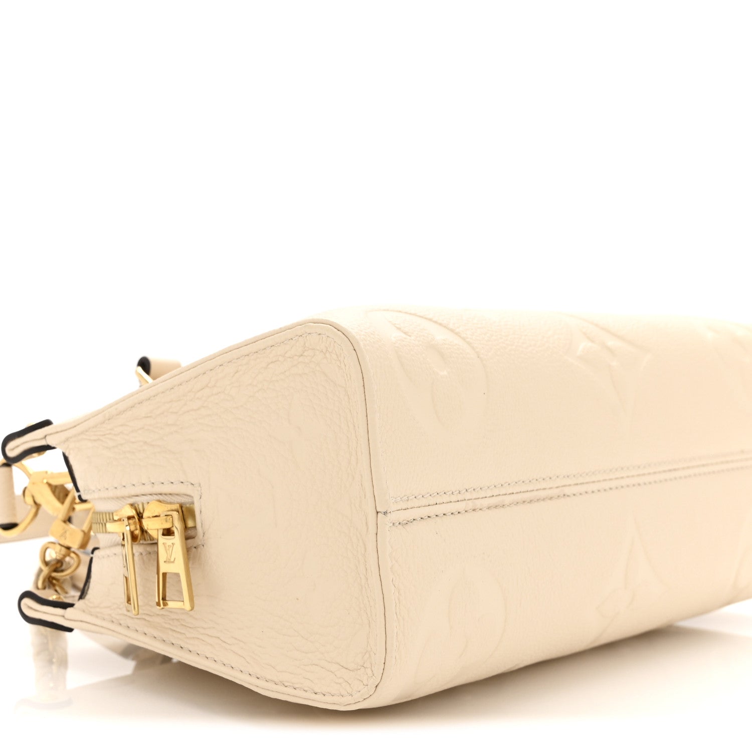 Louis Vuitton Empreinte Monogram Giant OnTheGo East West Creme 8 of 9