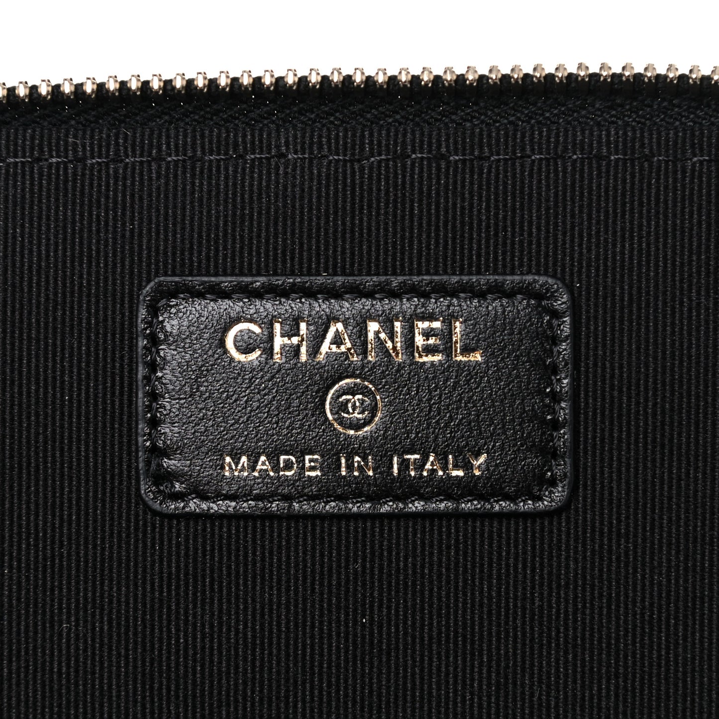 Lambskin Quilted Small Top Handle Vanity Case With Chain Black