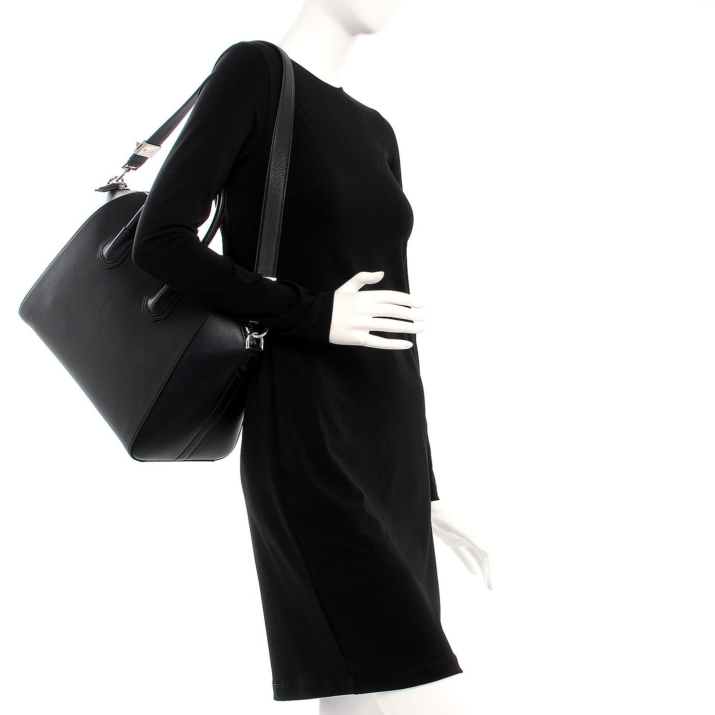 Sugar Goatskin Medium Antigona Black