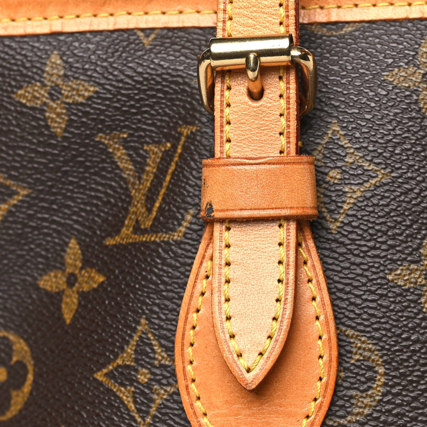 Monogram Petit Bucket 23