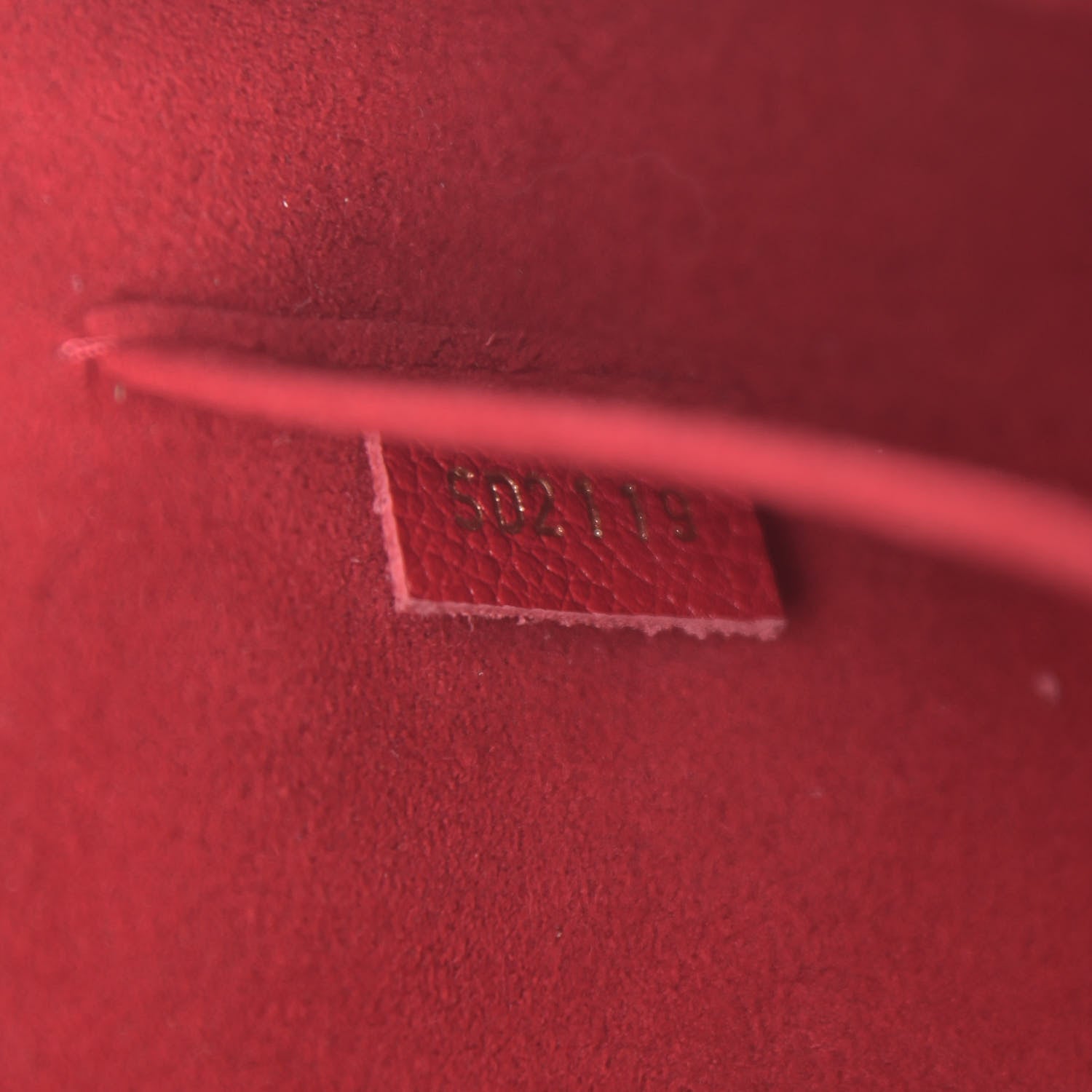Louis Vuitton Empreinte Vavin BB Scarlet 8 of 11
