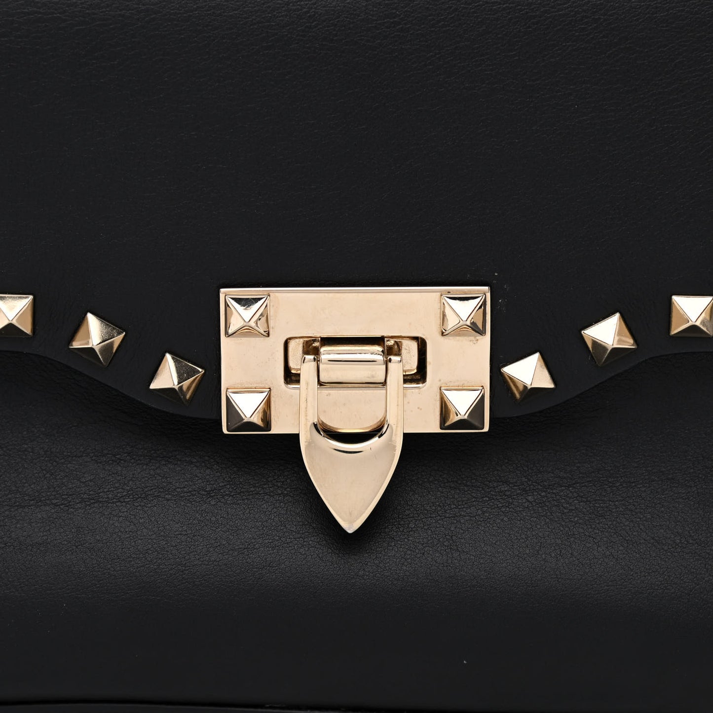 Vitello Medium Rockstud Flip Lock Crossbody Bag Black