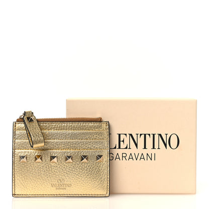 Valentino Garavani Metallic Pebbled Calfskin Rockstud Card Holder With Zipper Gold 15 of 16