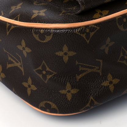 Louis Vuitton Monogram Hudson GM 9 of 10
