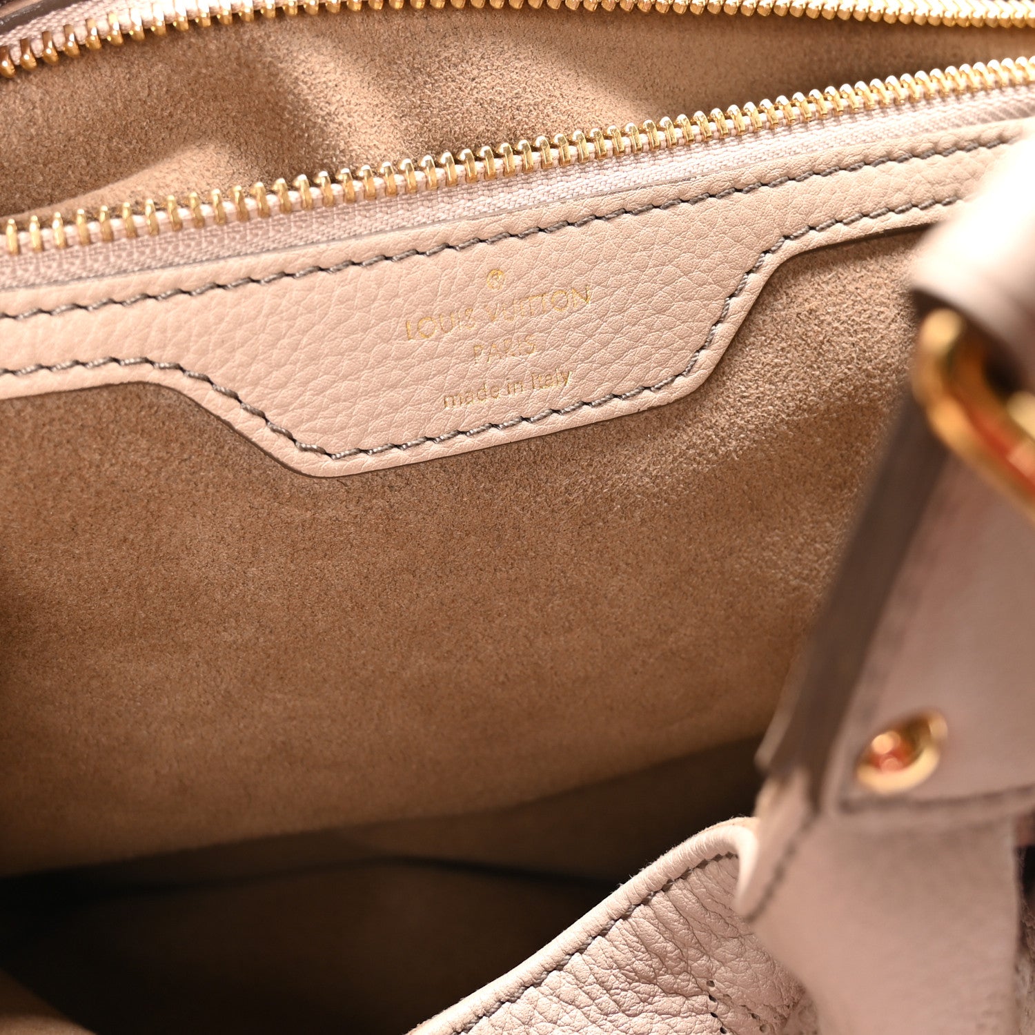 Louis Vuitton Mahina XL Coquille 6 of 11