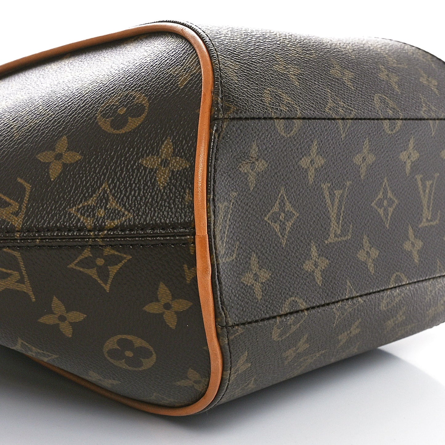 Monogram Ellipse MM