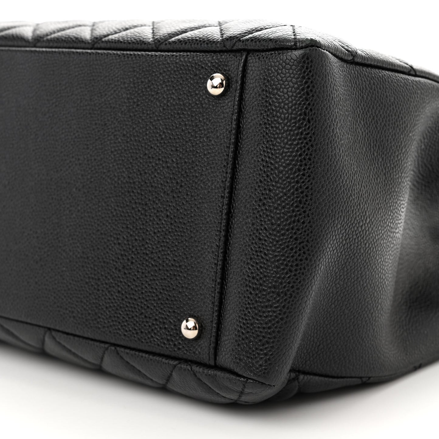 Caviar Quilted XL Grand Shopping Tote GST Black