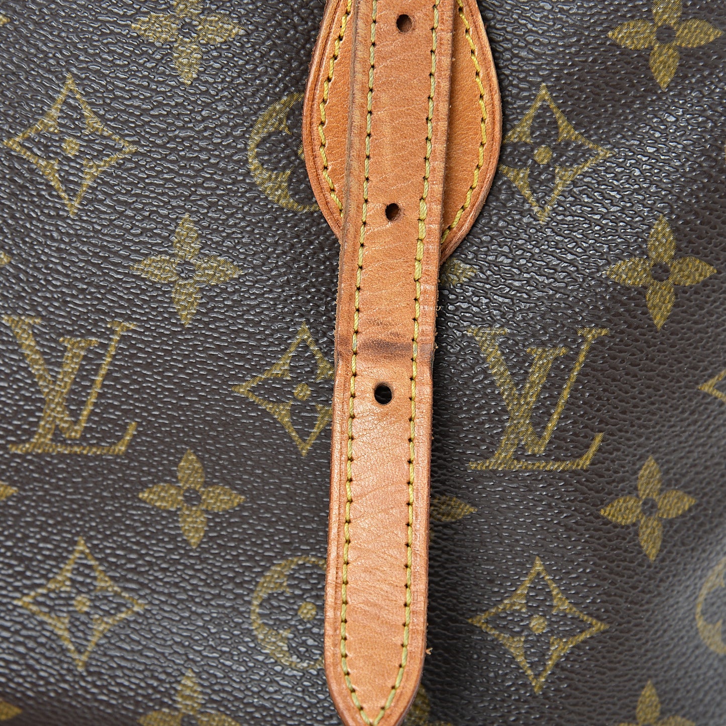 Monogram Petit Bucket 23