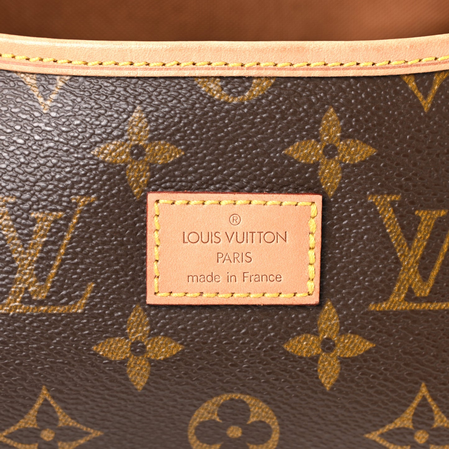 Monogram Saumur 35