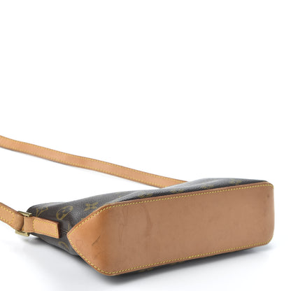 Louis Vuitton Monogram Trotteur 3 of 9