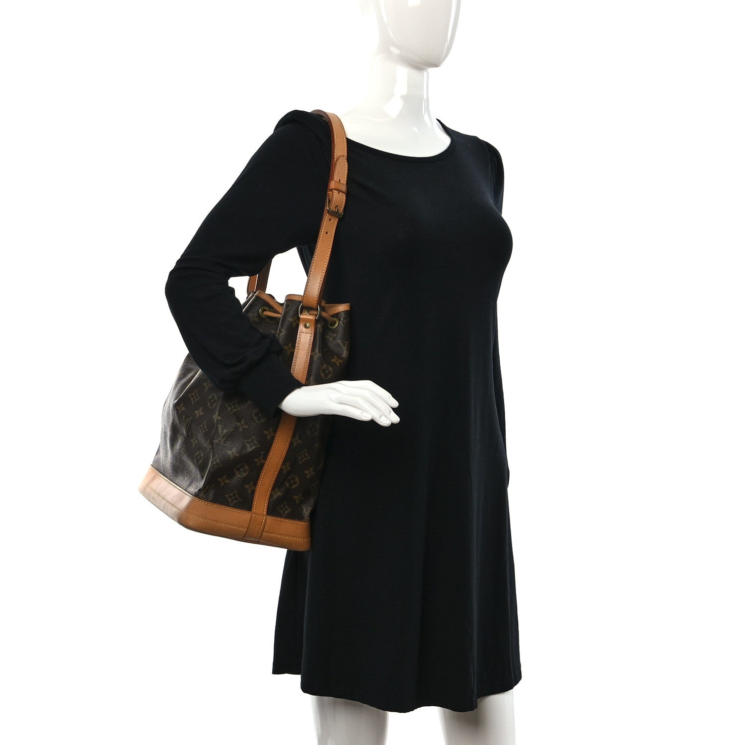 Louis Vuitton Monogram Noe 2 of 13