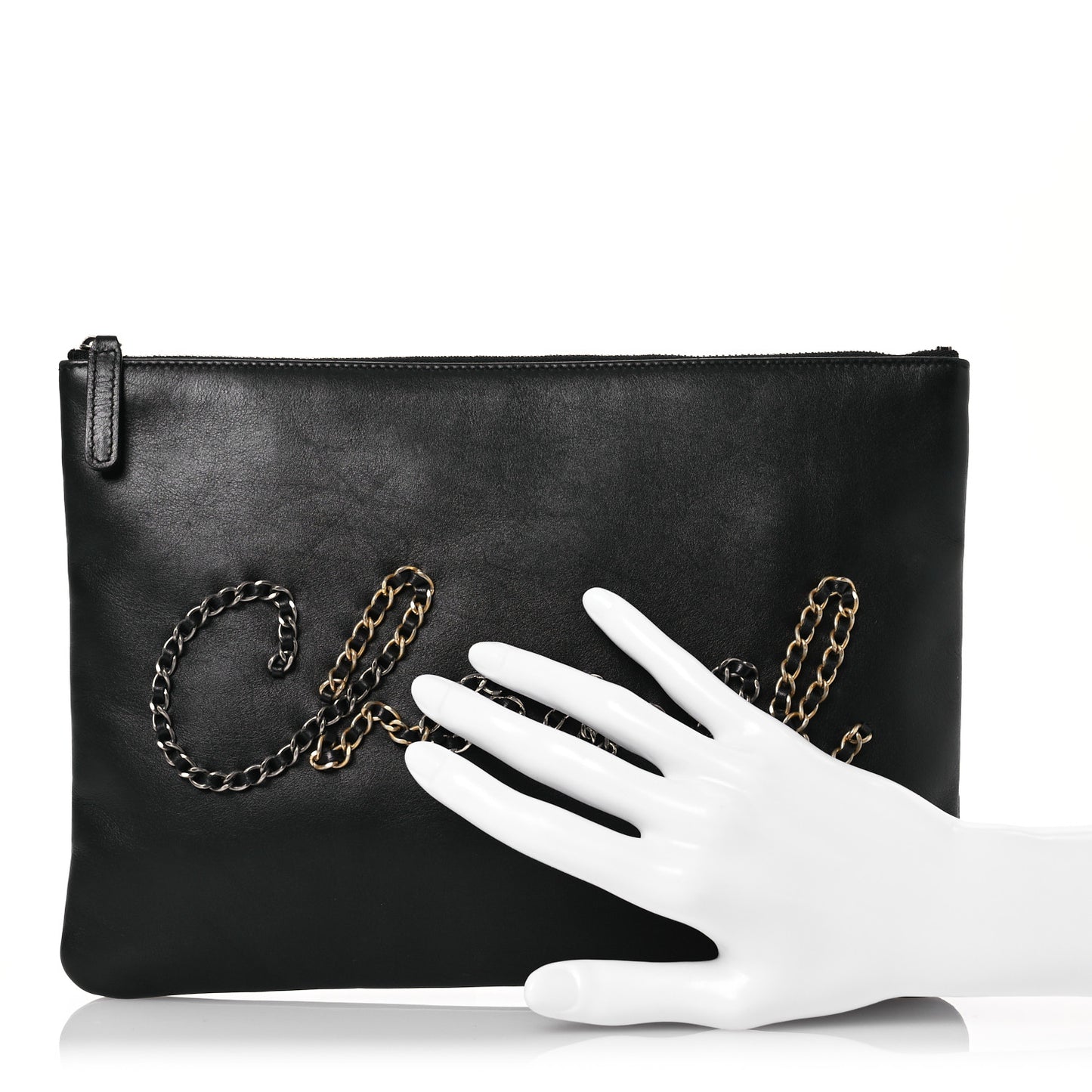 Calfskin Chain 20s Signe Medium Cosmetic Case Black